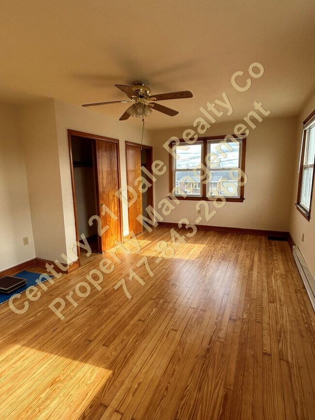 Building Photo - New Bridgeville 79-81