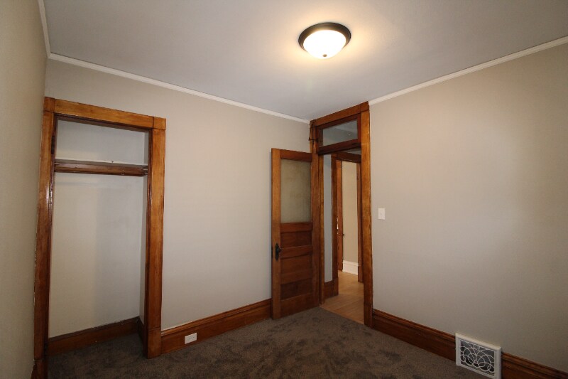 Building Photo - 2857 N Murray Ave