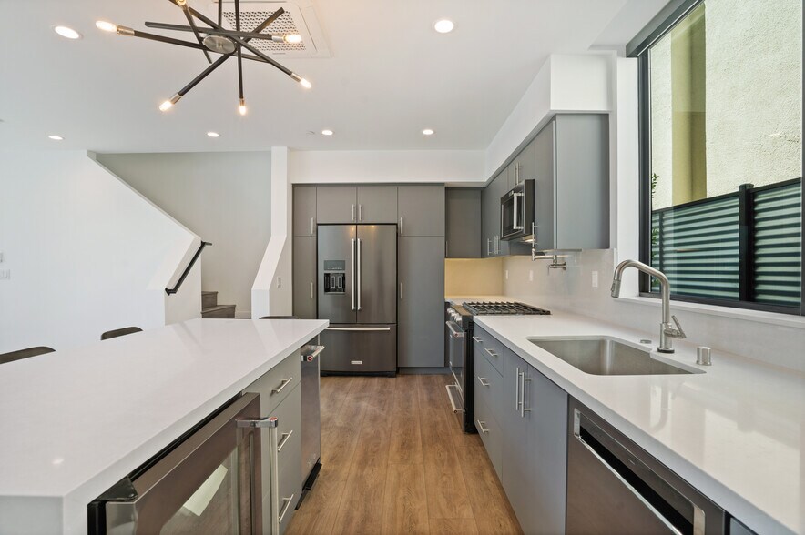 Building Photo - 10393 Tag Ln