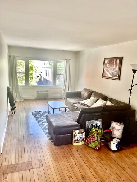 Building Photo - 3148 N Clifton Ave