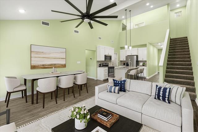 Building Photo - 802 S Newsom St