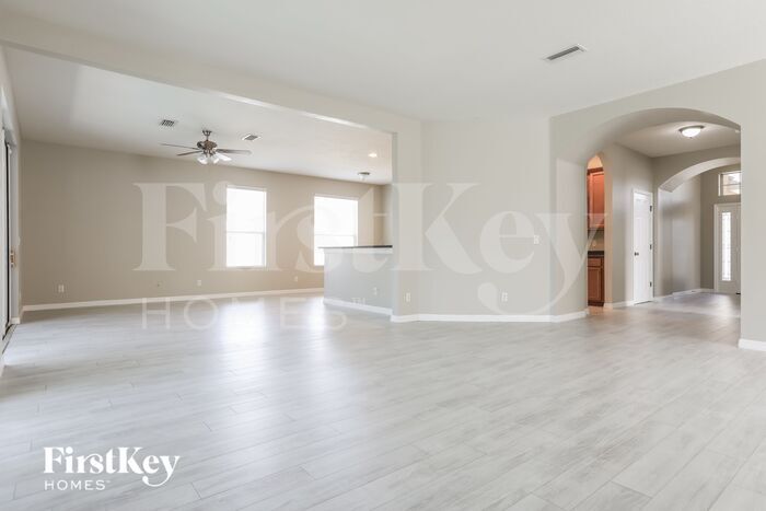 Building Photo - 2553 Hobblebrush Dr
