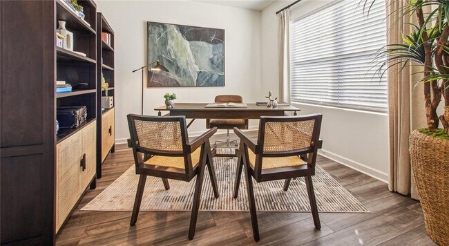 Building Photo - 3373 Fence Rd NE