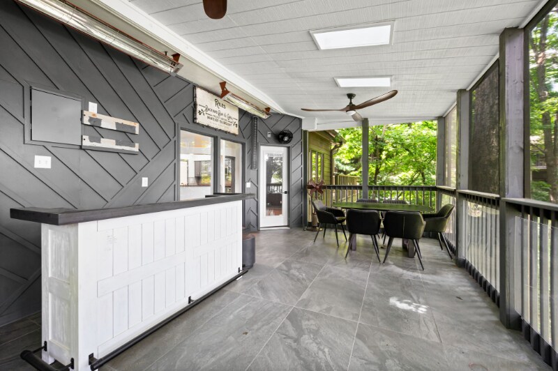 Building Photo - 700 Harpeth Trace Dr