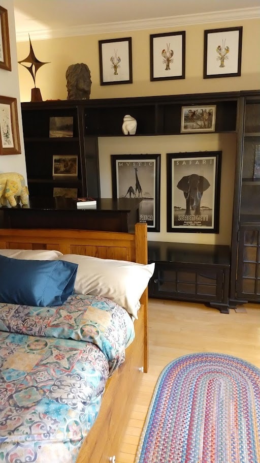 Building Photo - 325 Spring St