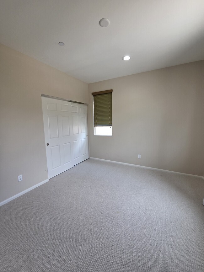 Building Photo - 17525 Black Granite Dr