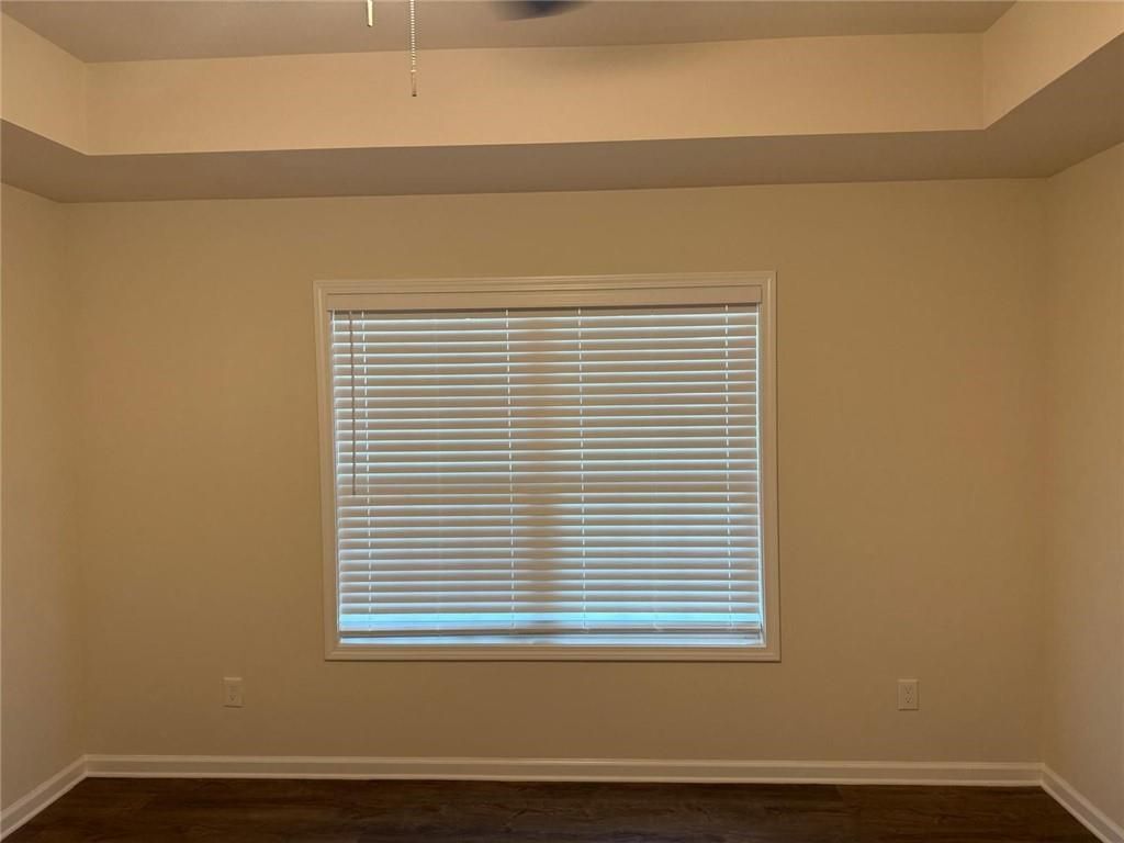 Building Photo - 635 Ben Higgins Rd