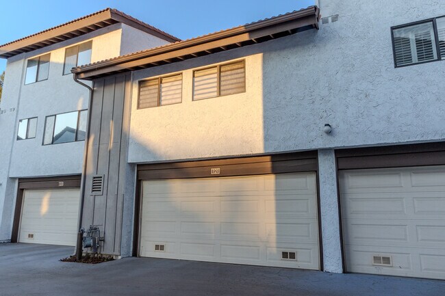 Building Photo - 21535 Erwin St