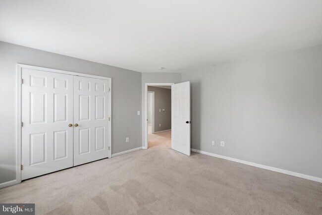 Building Photo - 6008 Preswell Ct