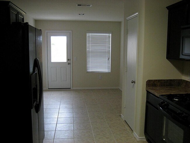 Building Photo - 21303 Beacon Springs Lane