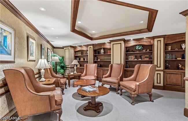 Building Photo - 7117 Pelican Bay Blvd