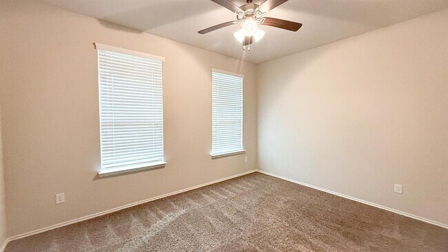 Building Photo - 23746 Piedmont Forest Dr