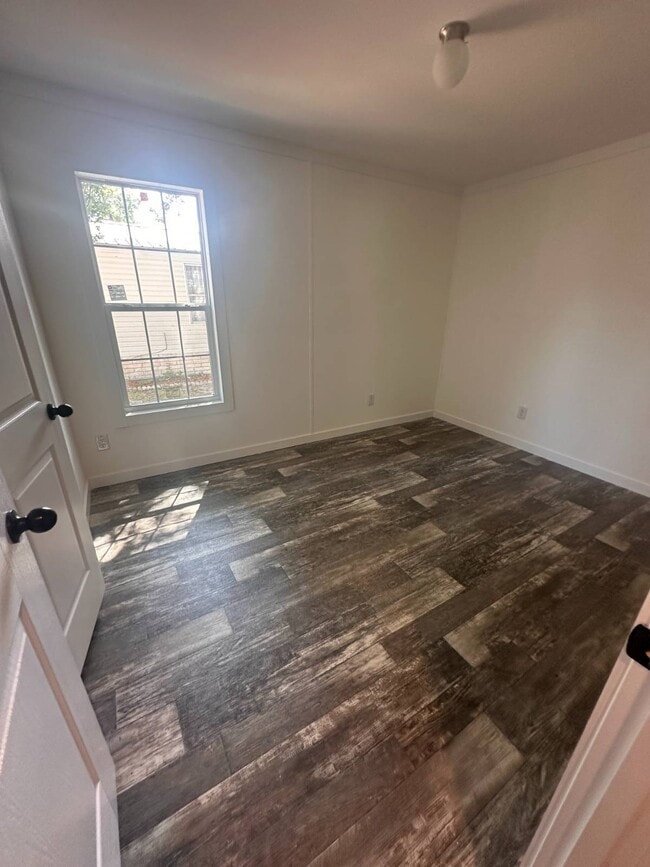 Building Photo - 7865 W Hwy 40