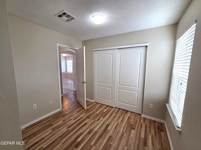 Building Photo - 12640 Gilded Sun Dr
