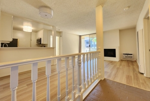 Interior Photo - 1410 Wellesley Ave