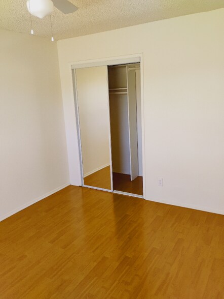 Building Photo - 2937 S Orange Dr