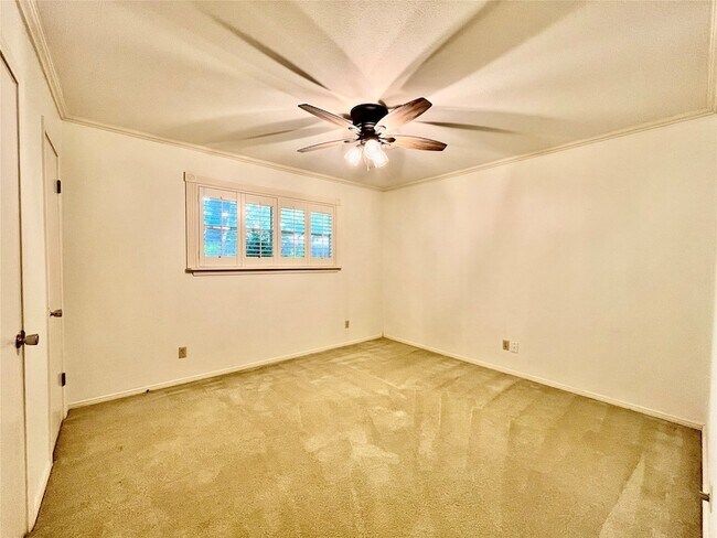 Building Photo - 116 Mill Pond Rd