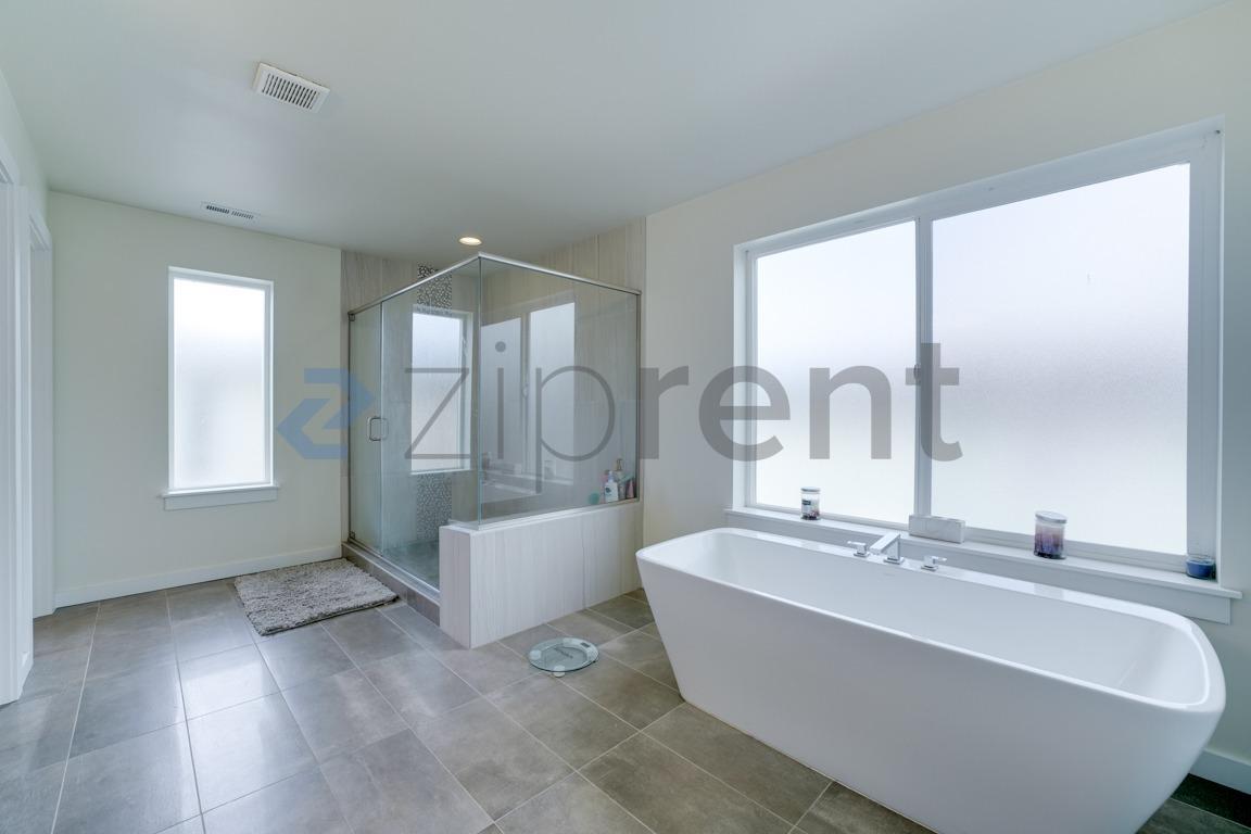 Building Photo - 11226 SE 254th St