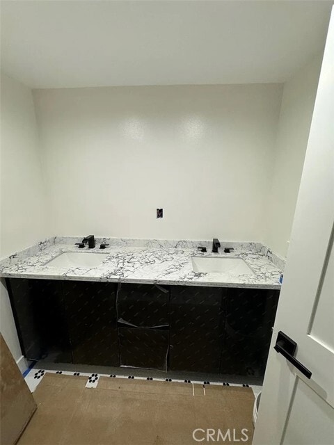 Building Photo - 6832 Loyola Dr