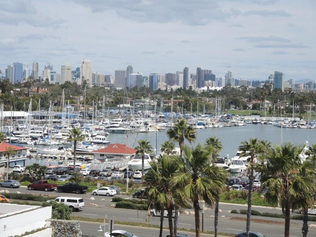 Building Photo - CORONADO SHORES