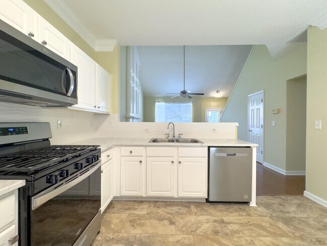 Building Photo - 3025 Oxwell Dr NW