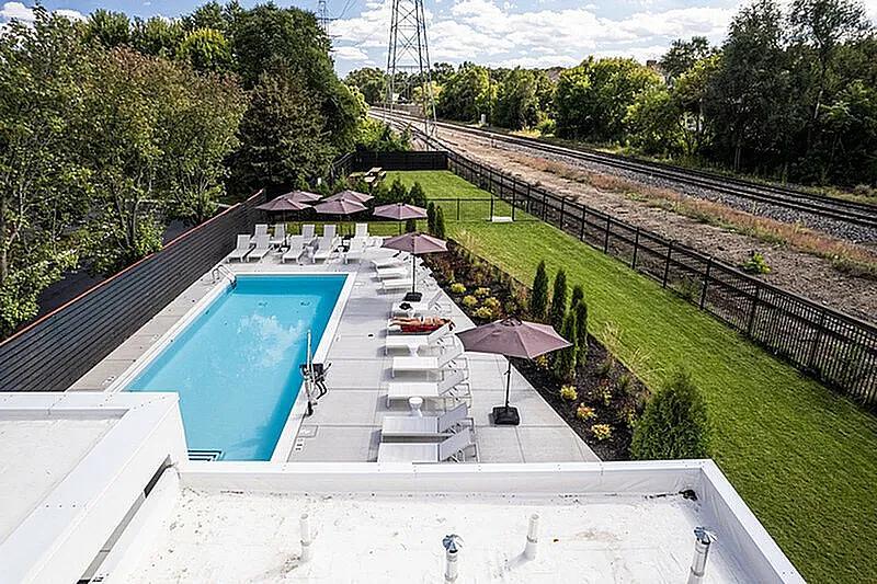 Building Photo - 1210 Morse Ave