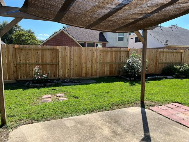 Building Photo - 11712 Summer Brook Ct