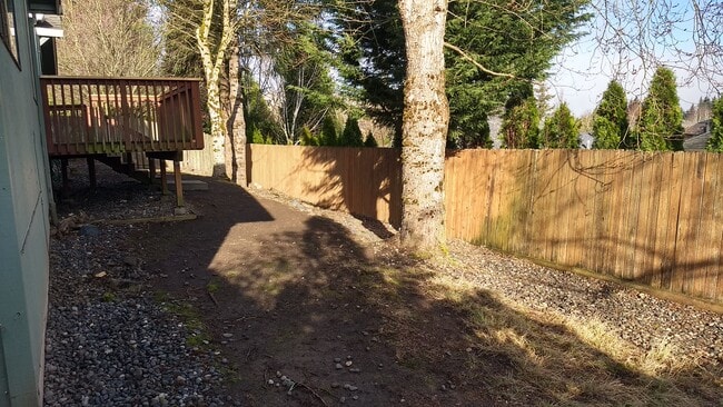 Building Photo - 1625 NW 31st Ave