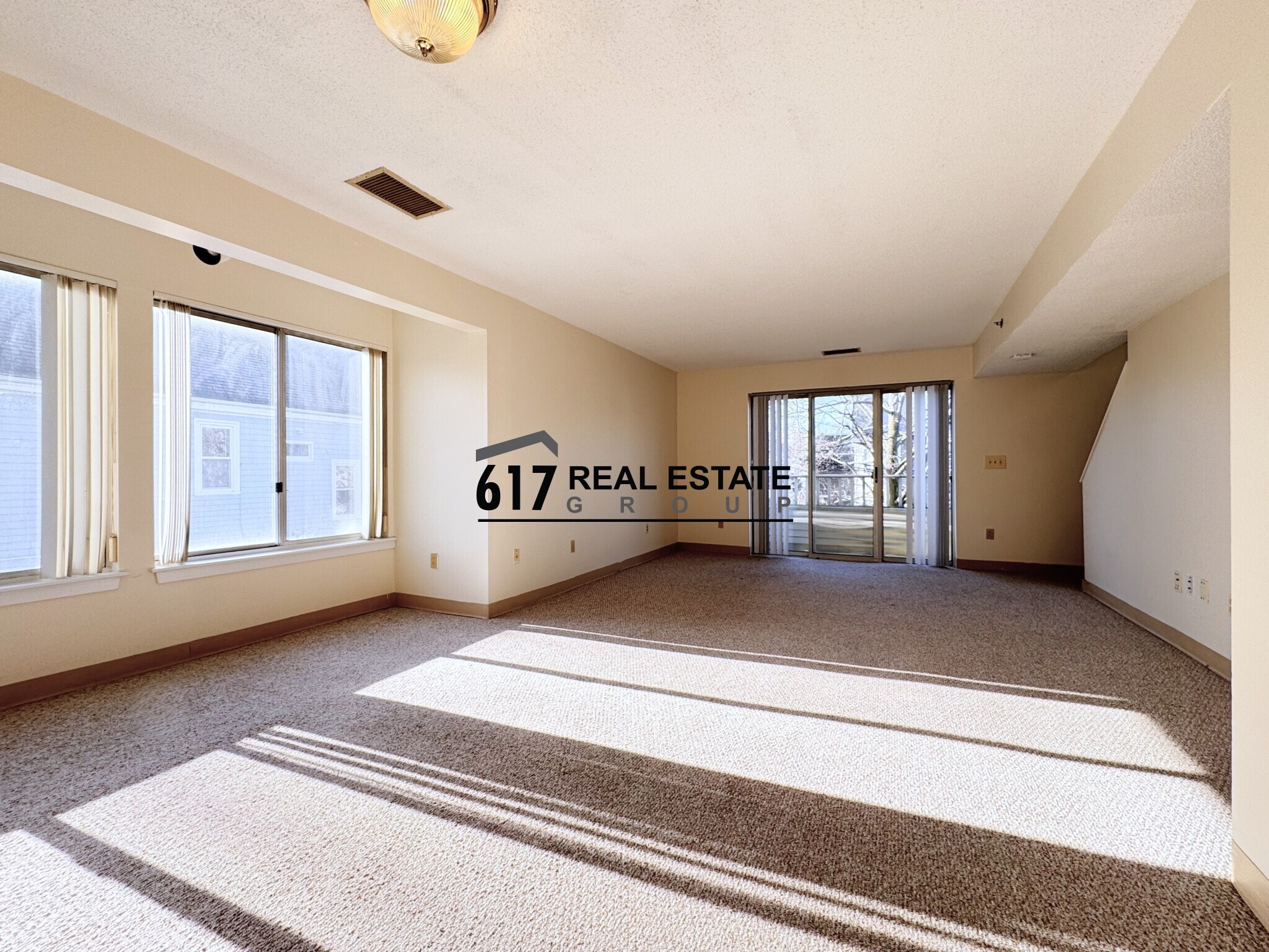 Building Photo - 150 N Beacon St