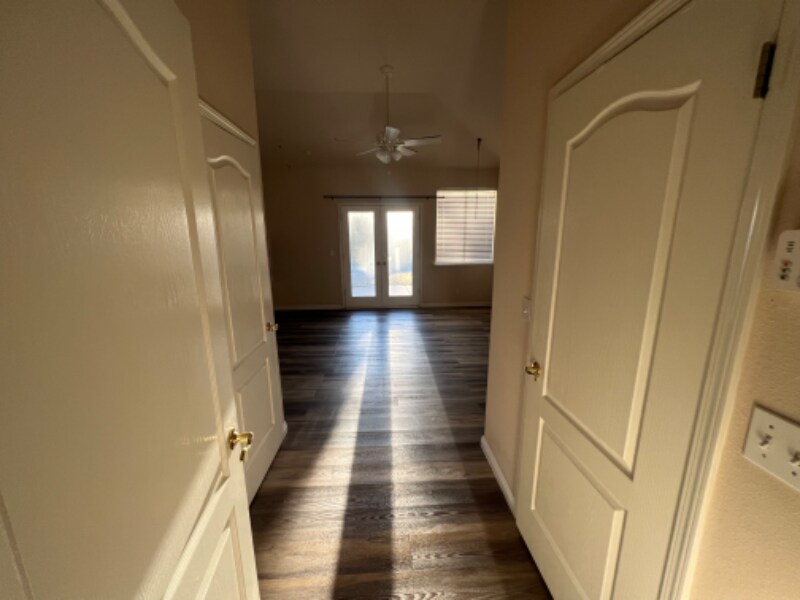 Building Photo - 7563 N Carnegie Ave