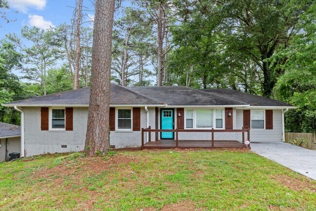 Primary Photo - 1699 Flintwood Dr SE