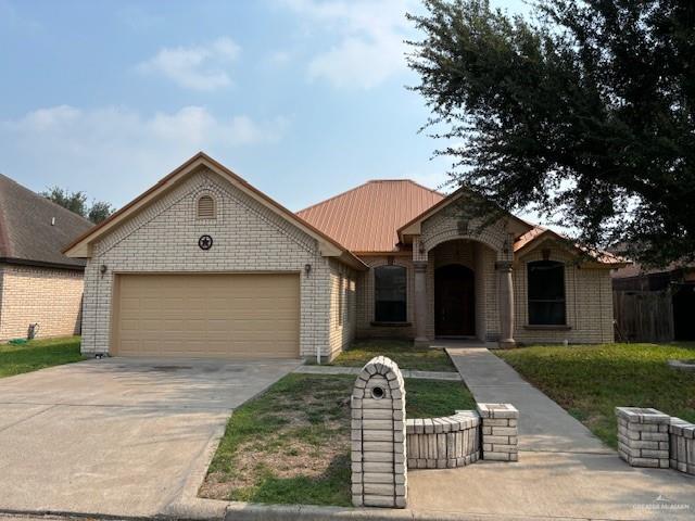 Primary Photo - 3412 Geranium Ave