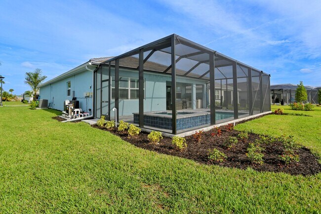 Building Photo - **Brand New, Bright & Beautiful Bonita Spr...