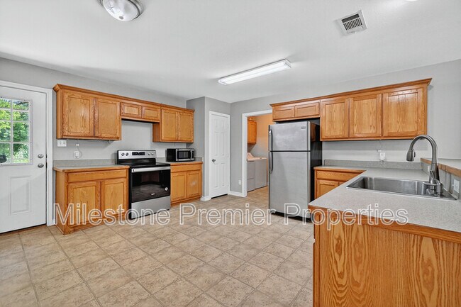 Building Photo - 1219 W Elm St