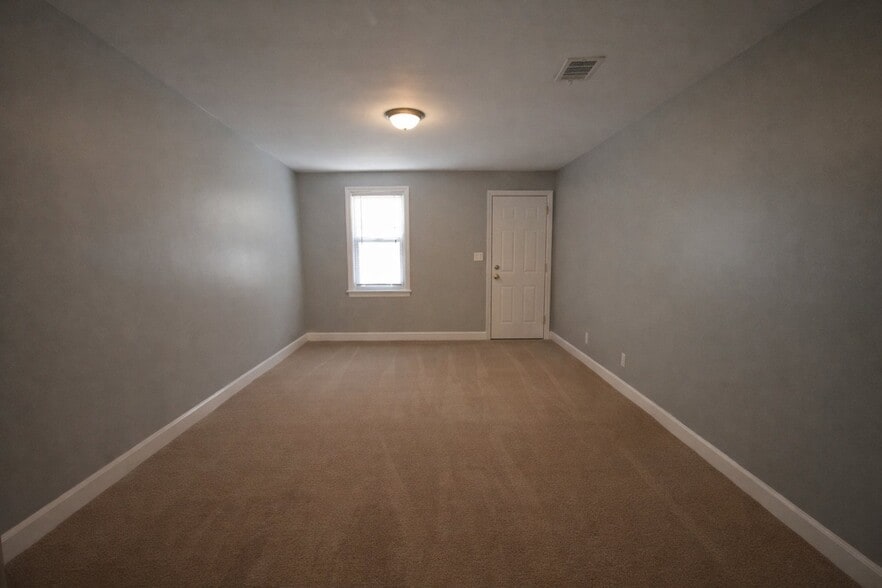 Building Photo - 1269 Simms Pl NE
