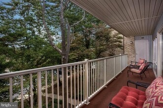 Building Photo - 6112 Bellinham Ct