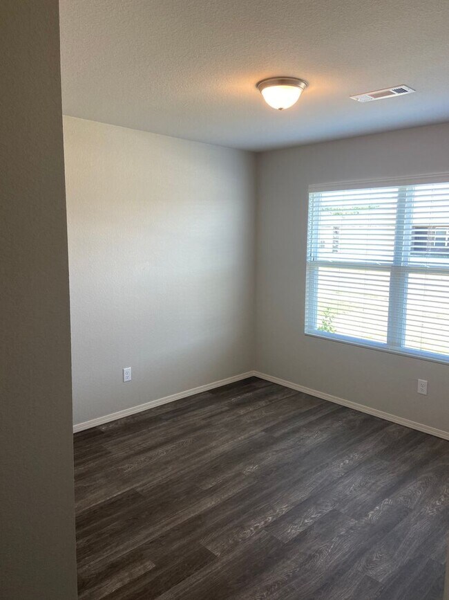 Building Photo - *NOW PRELEASING* Four Bedroom | Two Bath Home in Conrad Court