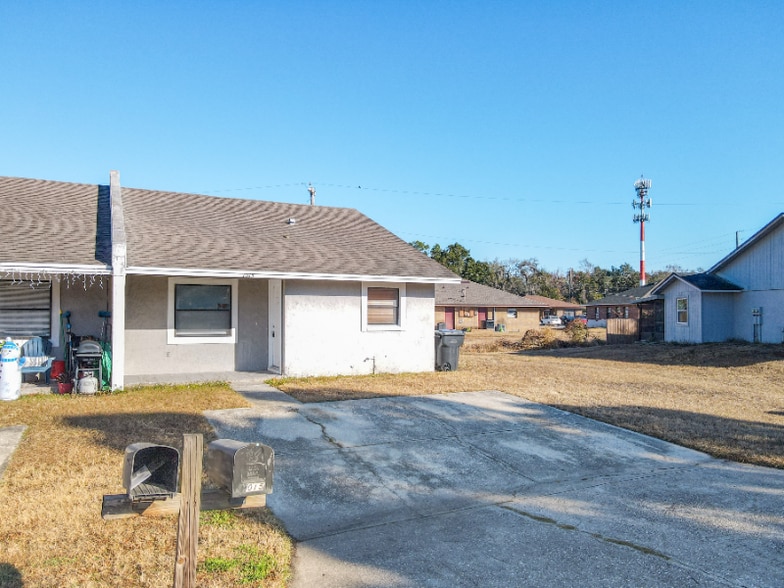 Building Photo - 1015 Harden Ct