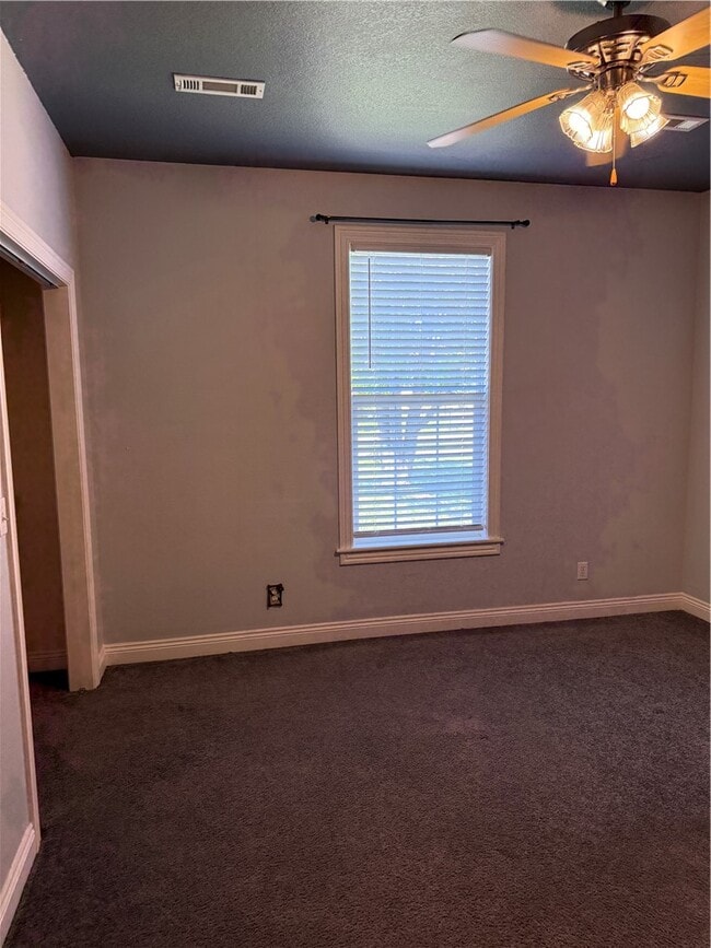 Building Photo - 311 Wilson Dr