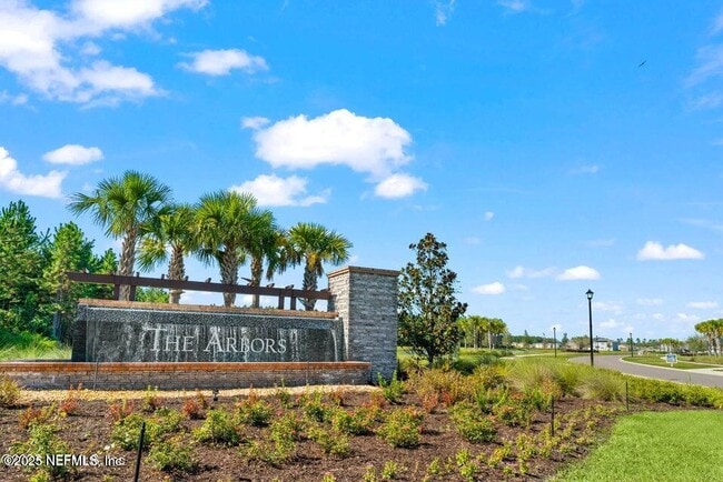 Building Photo - 12659 European Beech Rd