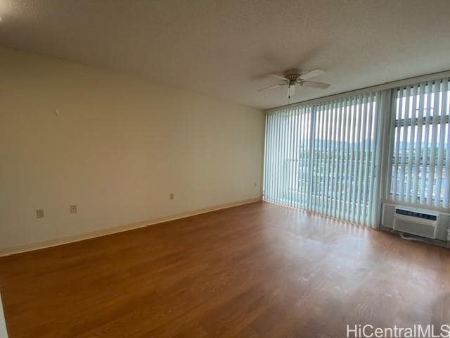 Building Photo - 94-979-979 Kau'Olu Pl