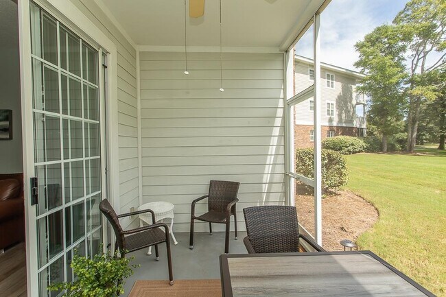 Building Photo - 5801 Oyster Catcher Dr