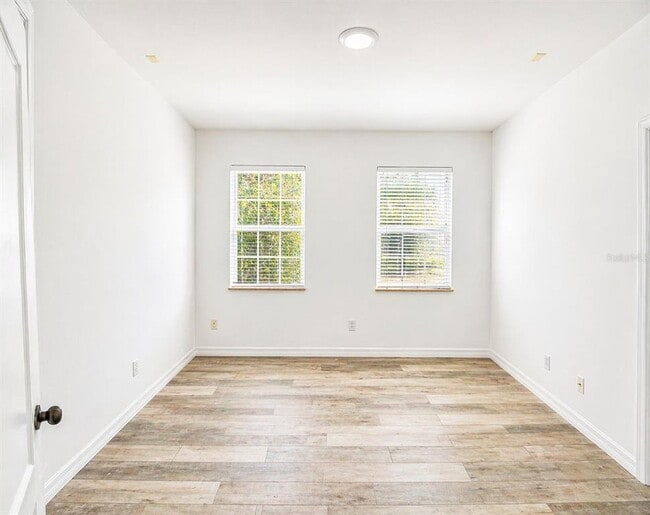 Building Photo - 9349 Jasmine Flower Ln