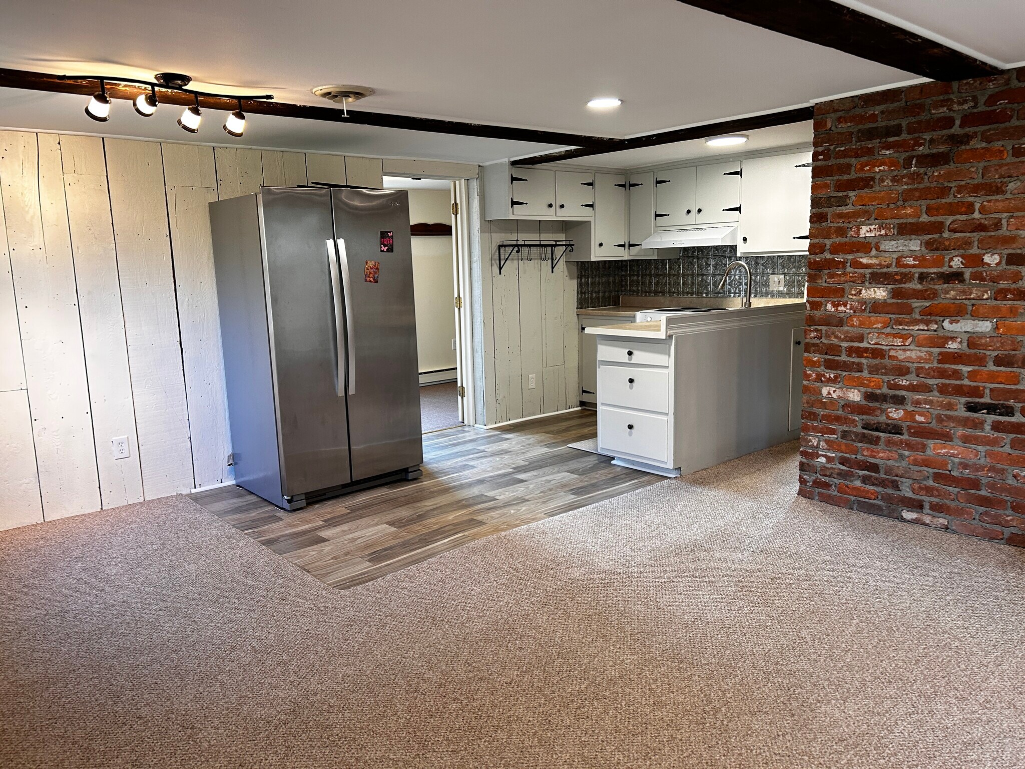 Building Photo - 1201 S 24th St