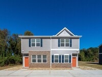 Building Photo - 302 Bogle St