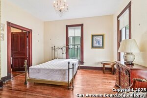 Building Photo - 109 Paso Hondo St