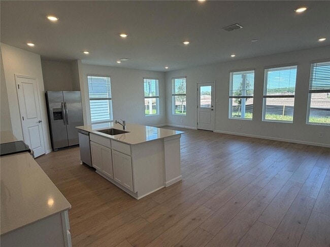 Building Photo - 4377 Vibernum Ave