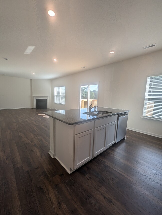 Building Photo - 7201 Jumping Jack Ln
