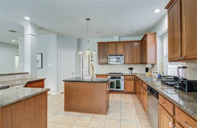 Building Photo - 4907 Mountain Fork