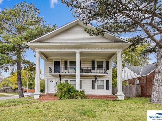 Building Photo - 401 N Oliver St